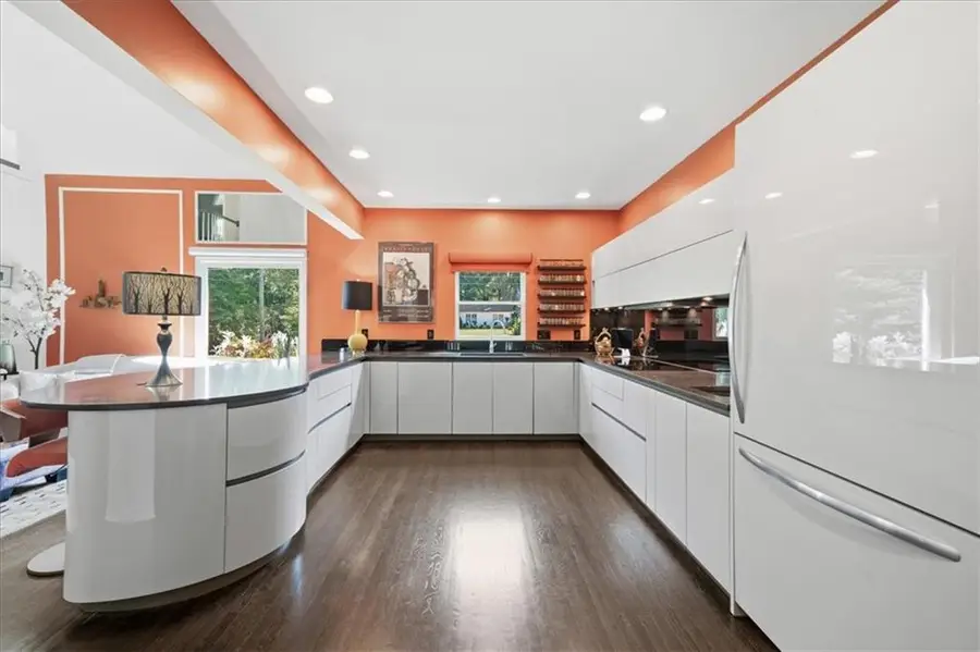 990 Lake Charles Drive, Roswell, GA 30075 - #2