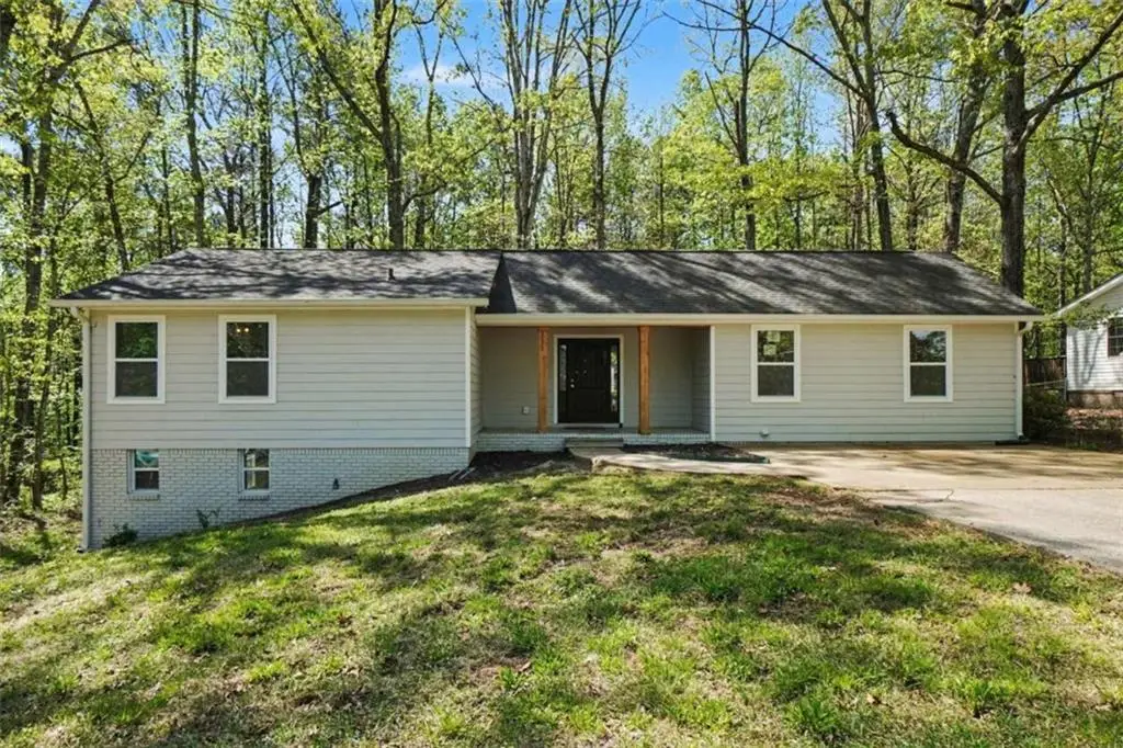 3165 Beaver Drive, Douglasville, GA 30135 - #1