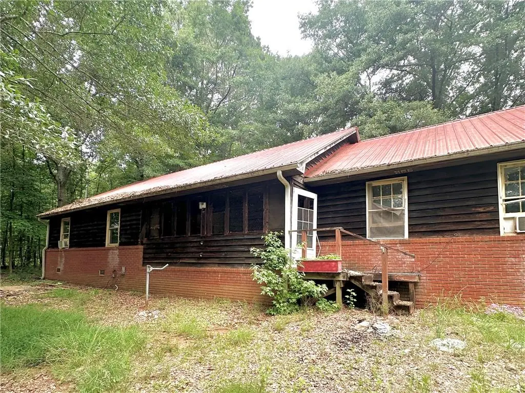 426 Veterans Drive, Danielsville, GA 30633 - #1