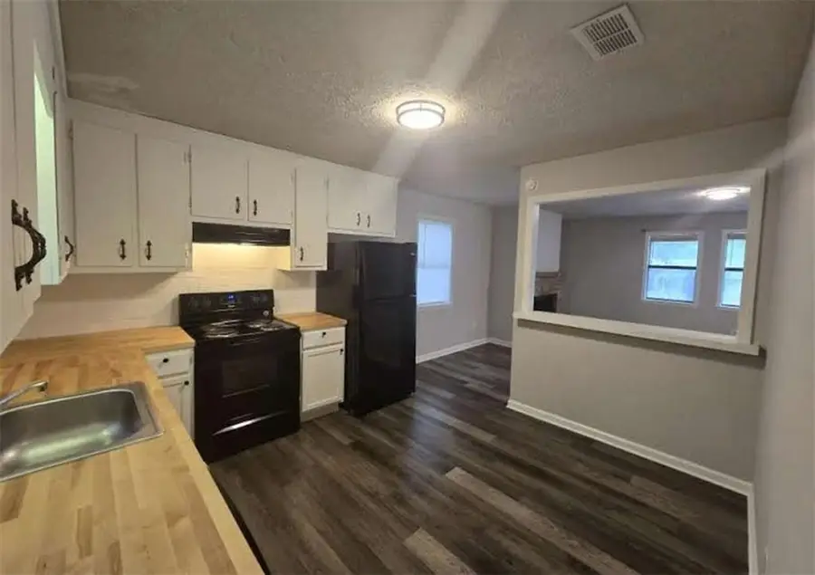 271 E Wright Street, Winder, GA 30680 - #3