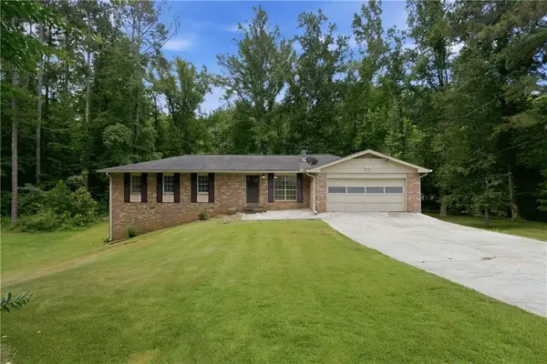 639 Cedrick Lane, Stone Mountain, GA 30087