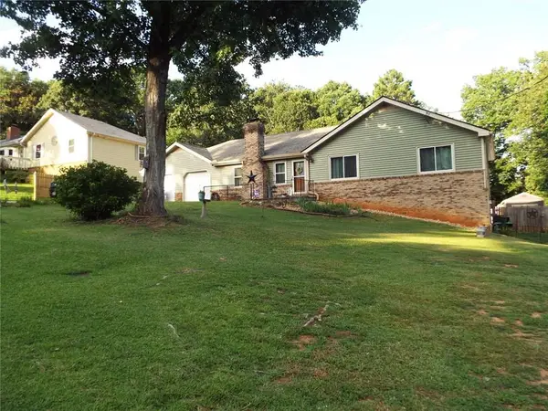 2362 Westridge Drive, Snellville, GA 30078