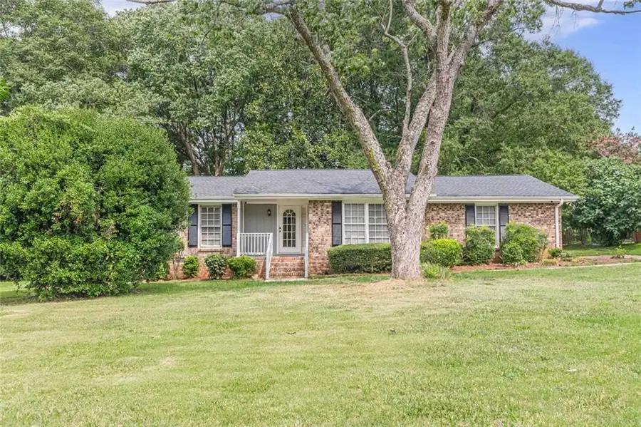 2521 Country Club Drive, Conyers, GA 30013 - #2