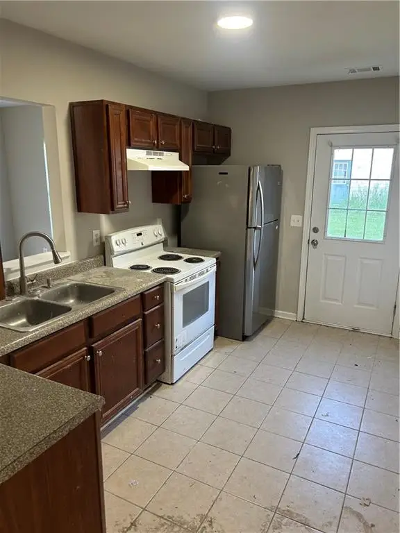 926 Old Mill Point #D, Monroe, GA 30655 - #3