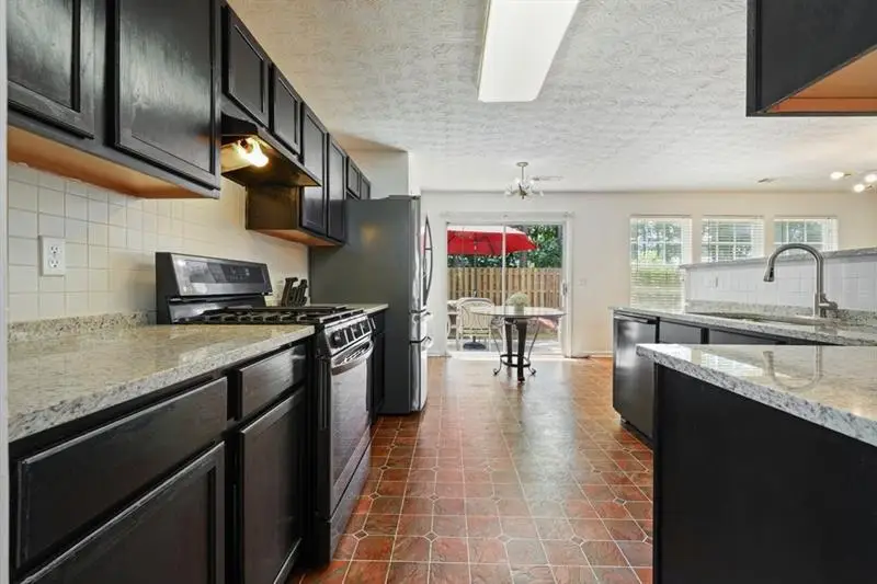 115 Village Trace, Woodstock, GA 30188 - #3