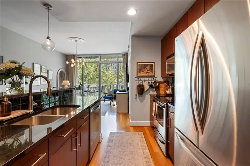 44 Peachtree Place Nw #822, Atlanta, GA 30309 - #3