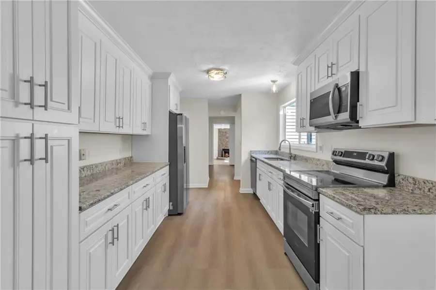 661 Bantry Lane, Stone Mountain, GA 30083 - #3