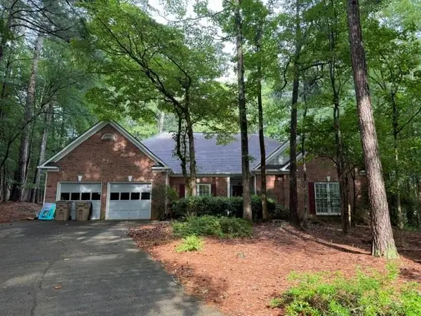 320 Valley Green Court, Woodstock, GA 30189