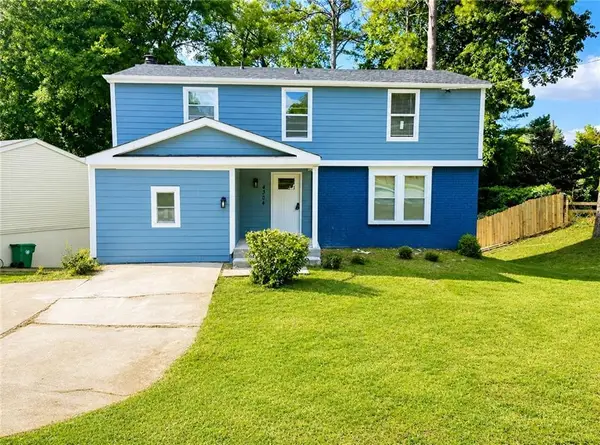 4304 Village Square Lane, Stone Mountain, GA 30083