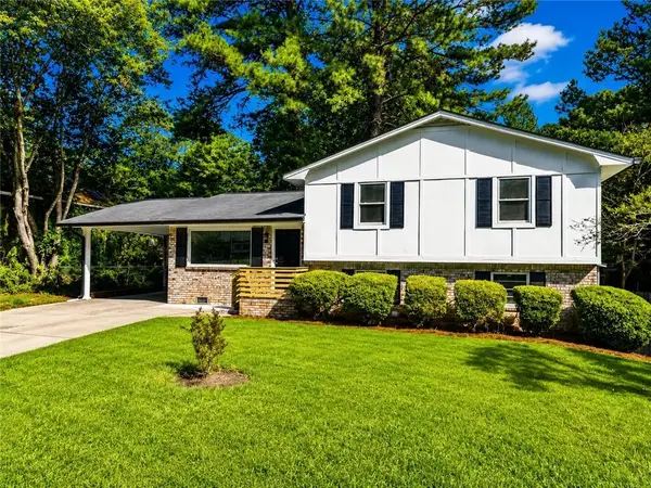 170 Peachtree Court, Riverdale, GA 30274