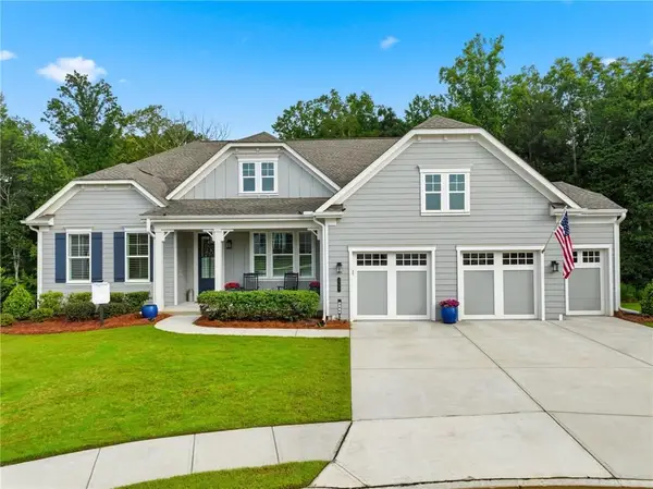 386 Kentucky Court, Hoschton, GA 30548