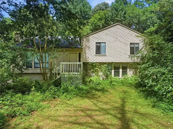 3919 Leach Road, Snellville, GA 30039
