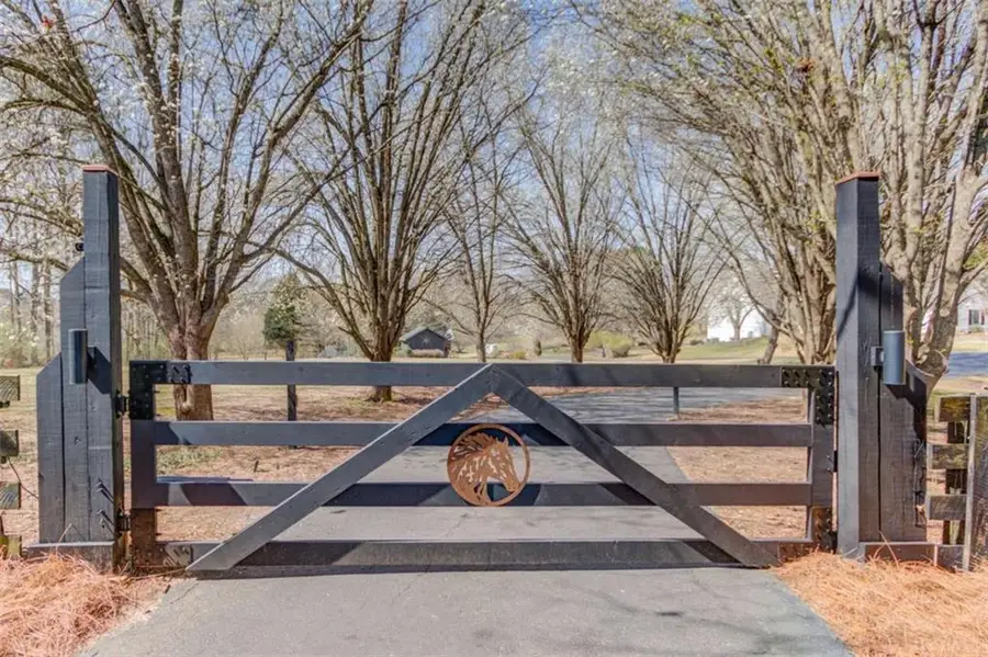 395 Bill Watkins Road, Hoschton, GA 30548 - #3