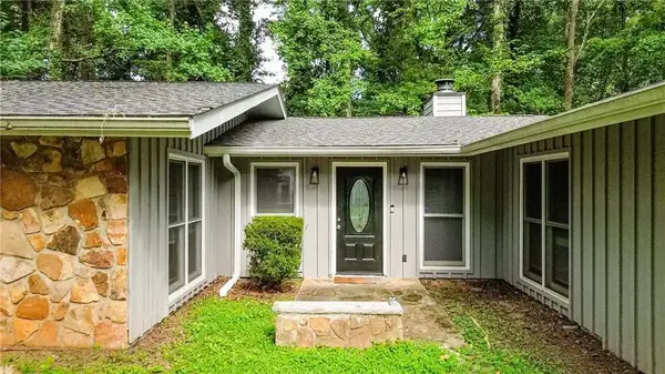 1328 Hidden Hills Parkway, Stone Mountain, GA 30088