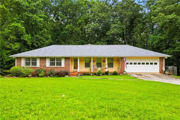 233 Mountain Crest Drive, Canton, GA 30114