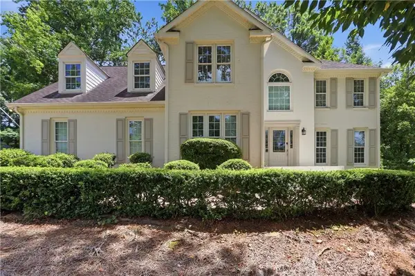 810 Devenish Lane, Roswell, GA 30075