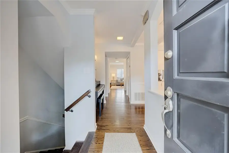 13 Ivy Square Ne, Atlanta, GA 30342 - #2