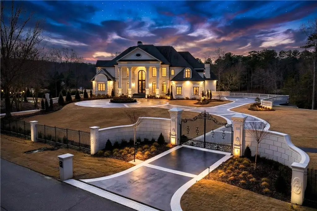 10450 Belladrum, Alpharetta, GA 30022 - #1
