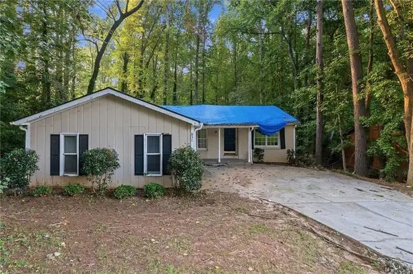 837 Hemingway Road, Stone Mountain, GA 30088