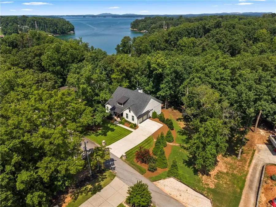6014 Warpath Road, Flowery Branch, GA 30542 - #2