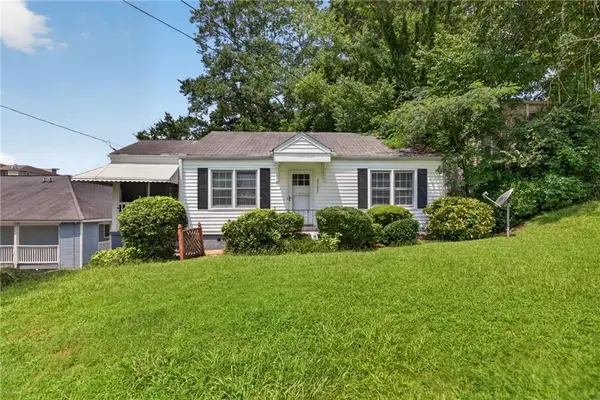 2727 Humphries Street, East Point, GA 30344