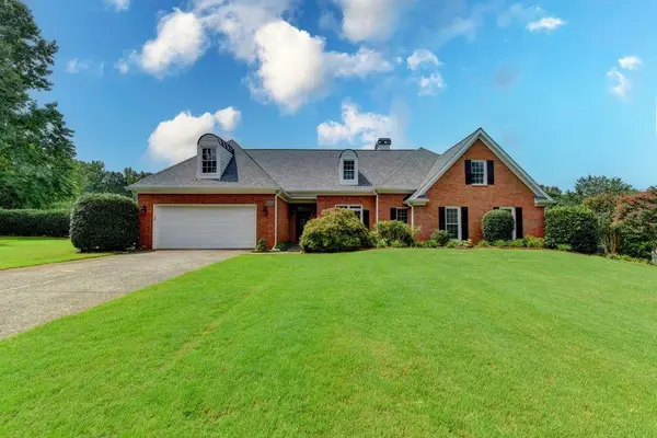 3430 Chartwell Ridge, Suwanee, GA 30024