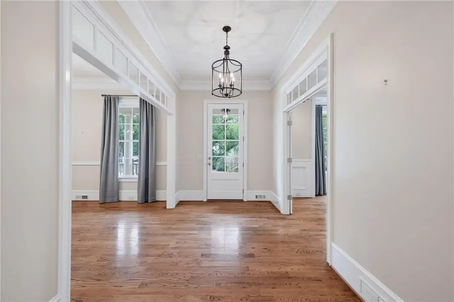 4812 Ridgeview Road, Dunwoody, GA 30338 - #3