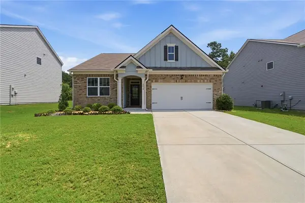 4410 Montberry Ln, Fairburn, GA 30213
