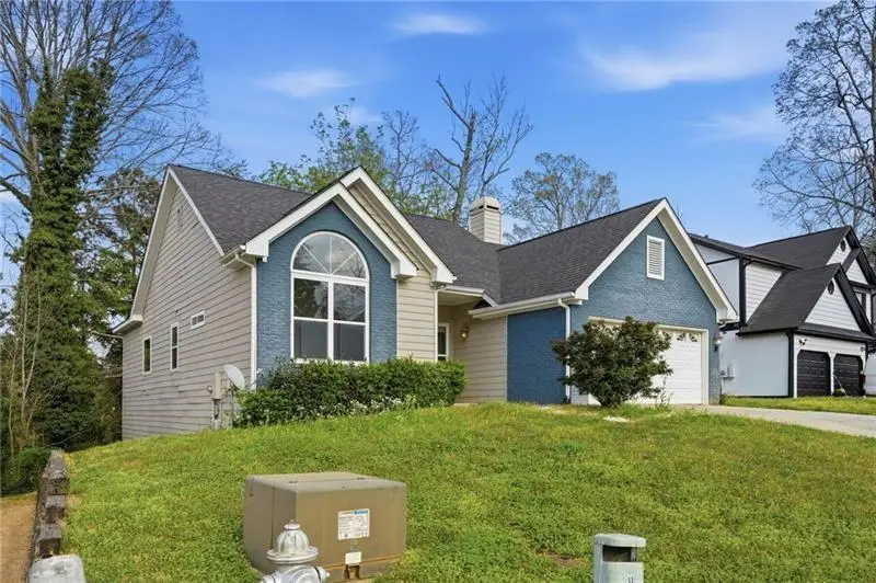 694 Shore View, Lithonia, GA 30058 - #2