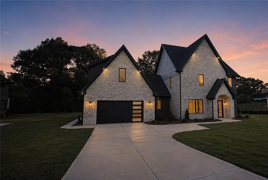 6218 Blackjack Road, Flowery Branch, GA 30542 - #2