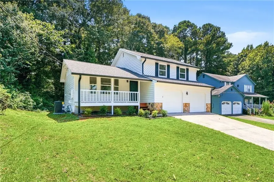 5641 Clifton Place, Stone Mountain, GA 30087 - #2