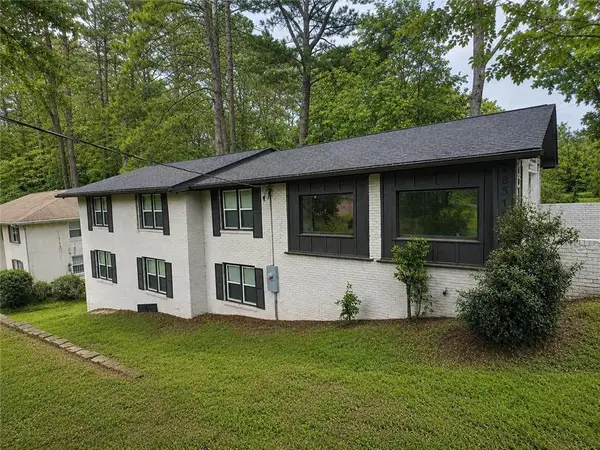 2851 Headland Drive, East Point, GA 30344