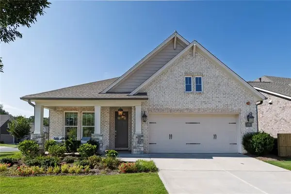616 Grassmeade Lane, Woodstock, GA 30188