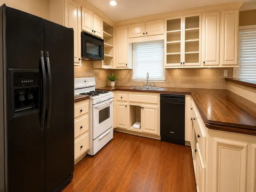 2732 Oldknow Drive Nw, Atlanta, GA 30318 - #2