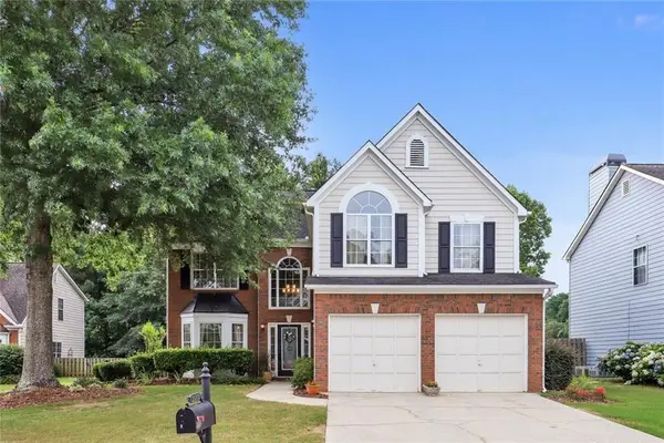 15000 Crabapple Lake Drive, Roswell, GA 30076
