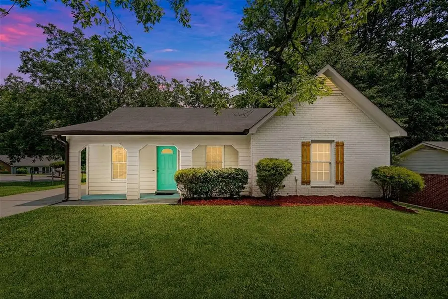 8426 Alden Drive, Riverdale, GA 30274 - #2