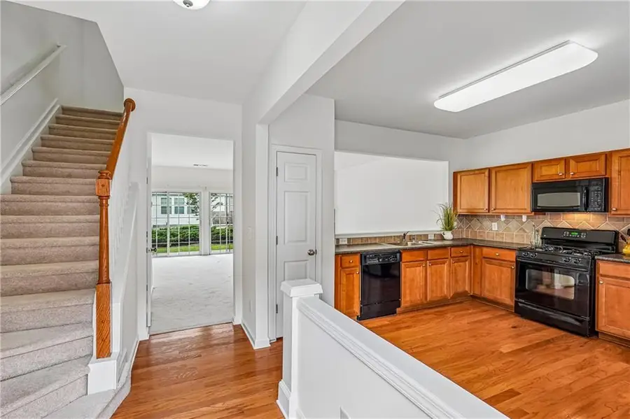945 Prestwyck Court, Alpharetta, GA 30004 - #2