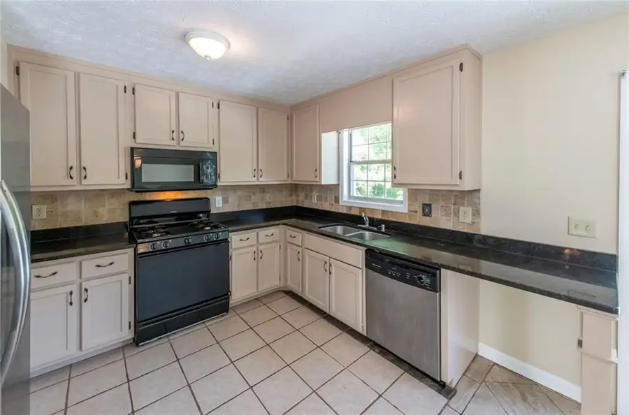 5995 Megcole Way Sw, Mableton, GA 30126 - #2