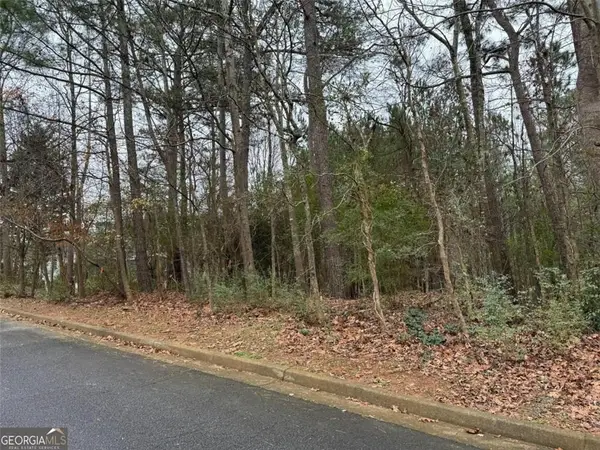 4986 Kanawha Bluff, Stone Mountain, GA 30087