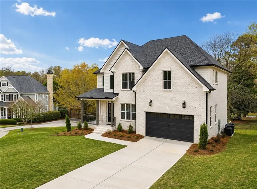 318 Vinings Walk Nw, Gainesville, GA 30501 - #2