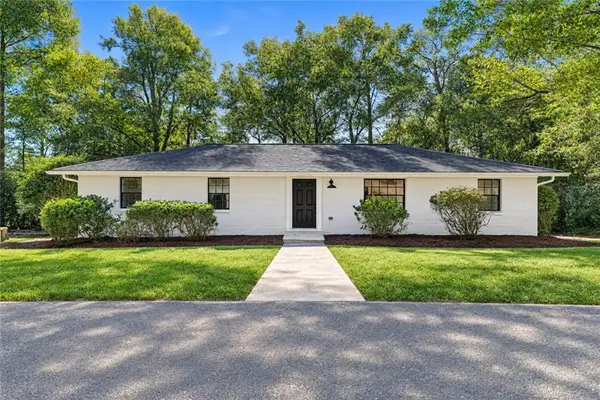 300 S Dale Avenue, Calhoun, GA 30701