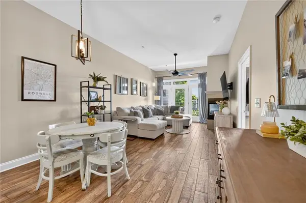 210 Creek View Lane #201, Roswell, GA 30075