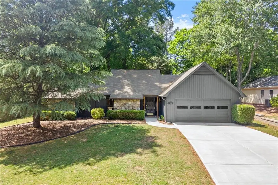 20 Sweetwood Court, Roswell, GA 30076 - #3