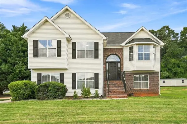 4765 Clayton Crossing Lane, Ellenwood, GA 30294