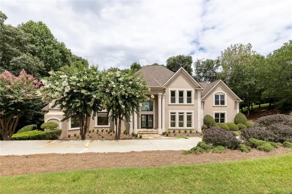 8445 Sentinae Chase Drive, Roswell, GA 30076 - #1