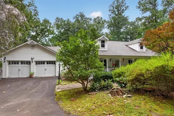654 Oaklands Drive, Talking Rock, GA 30175