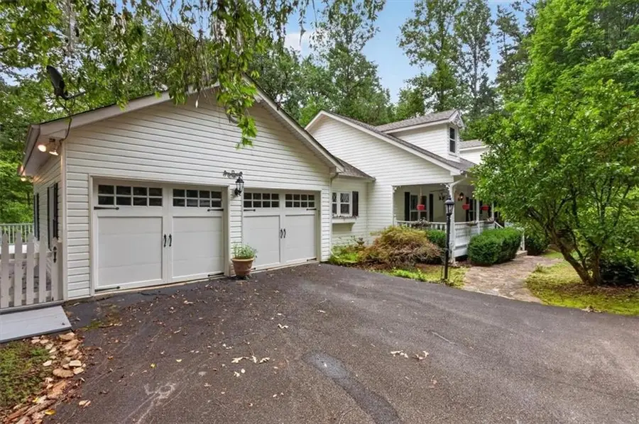 654 Oaklands Drive, Talking Rock, GA 30175 - #2