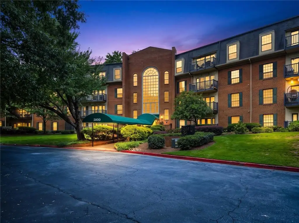 28402 Plantation Drive Ne, Atlanta, GA 30324 - #1