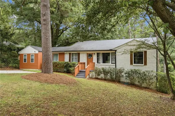 1402 Midlawn Drive, Decatur, GA 30032