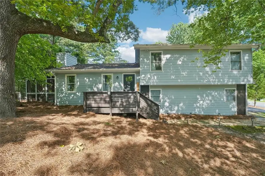 585 Westchester Circle Sw, Marietta, GA 30064 - #2